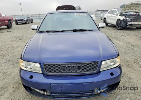2000 Audi S4 2.7 Quattro из США, поврежденный, VIN WAUDD68D2YA041149